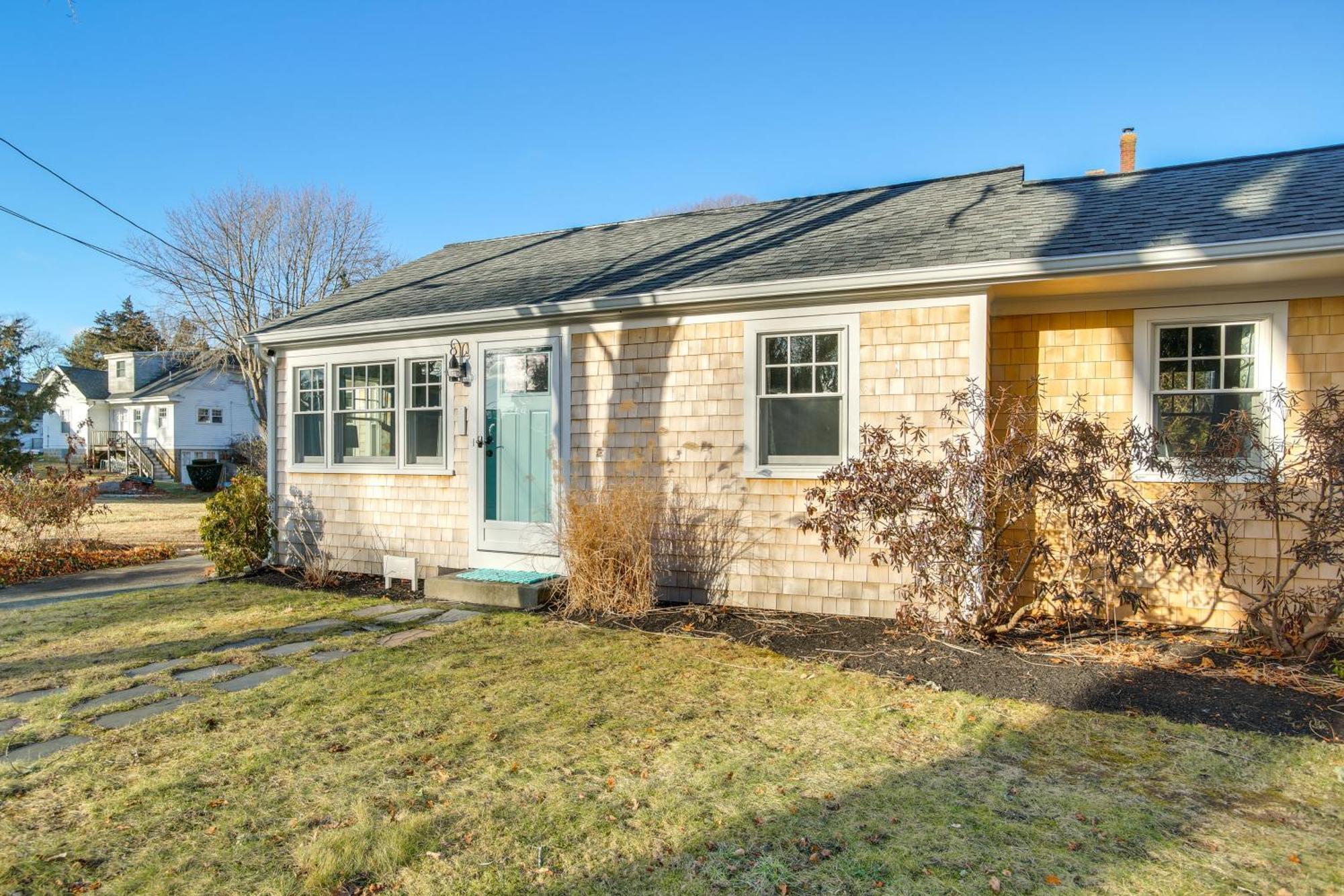 Cozy Cape Cod Cottage - Walk To Monument Beach! Bourne Exterior foto