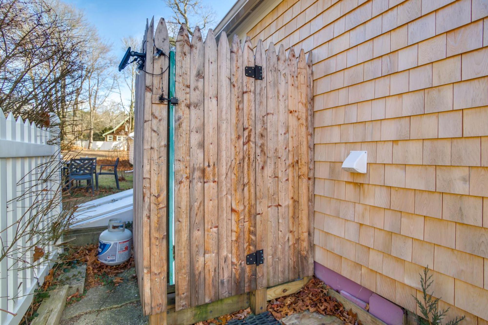 Cozy Cape Cod Cottage - Walk To Monument Beach! Bourne Exterior foto