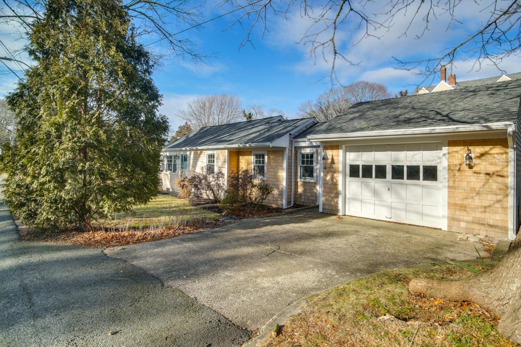 Cozy Cape Cod Cottage - Walk To Monument Beach! Bourne Exterior foto